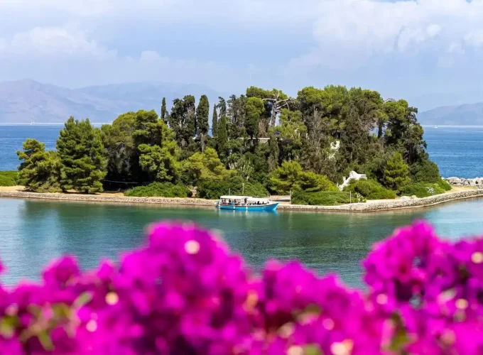 ⚪ رحلة جزيرة الأميرات